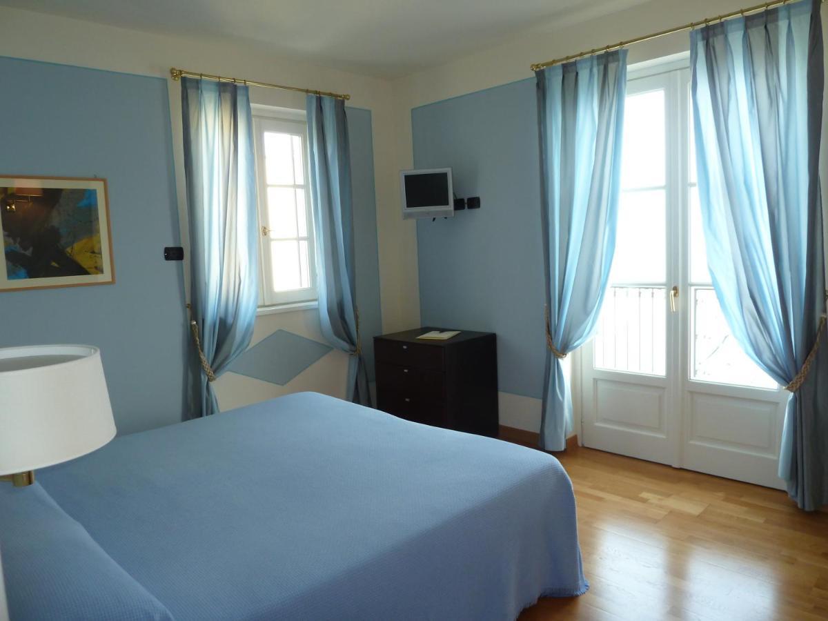 Hotel Residence La Luna Nel Porto Stresa Kültér fotó