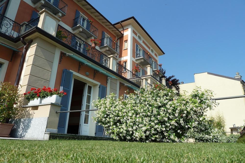 Hotel Residence La Luna Nel Porto Stresa Kültér fotó
