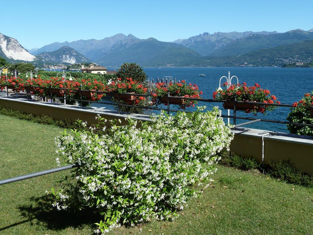 Hotel Residence La Luna Nel Porto Stresa Kültér fotó