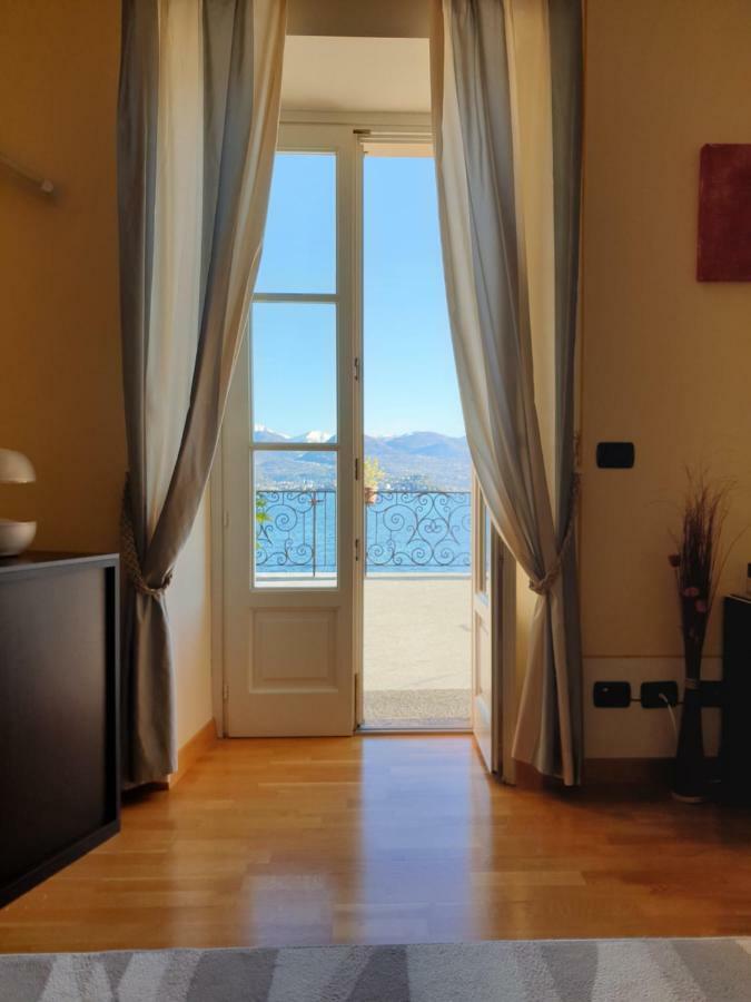 Hotel Residence La Luna Nel Porto Stresa Kültér fotó