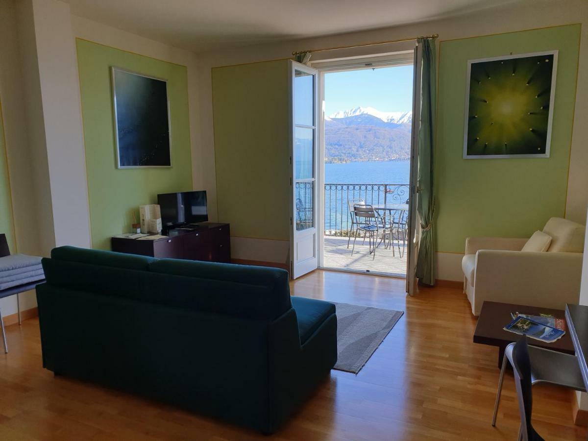Hotel Residence La Luna Nel Porto Stresa Kültér fotó
